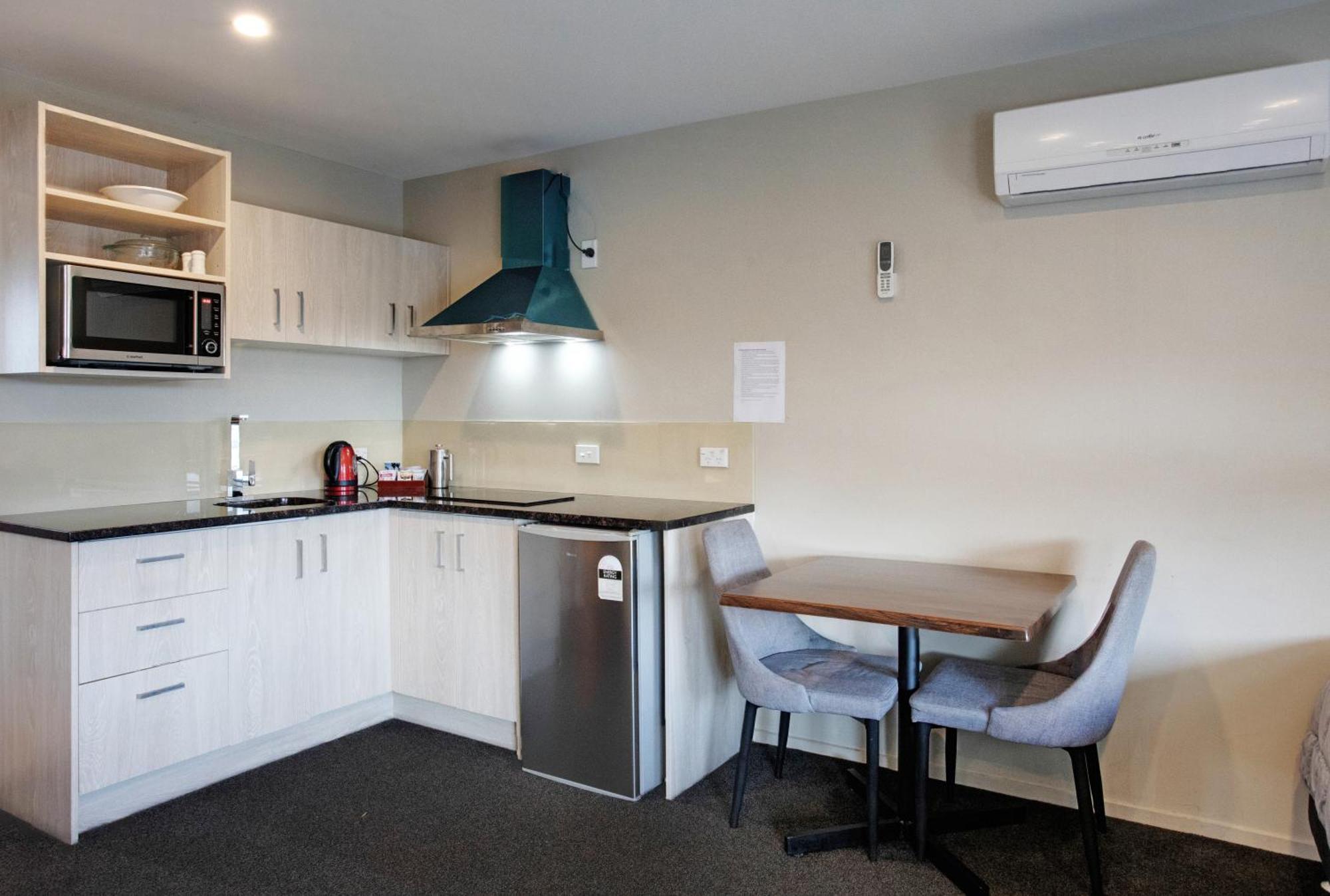 Ellerslie Palms Motel Окленд Экстерьер фото