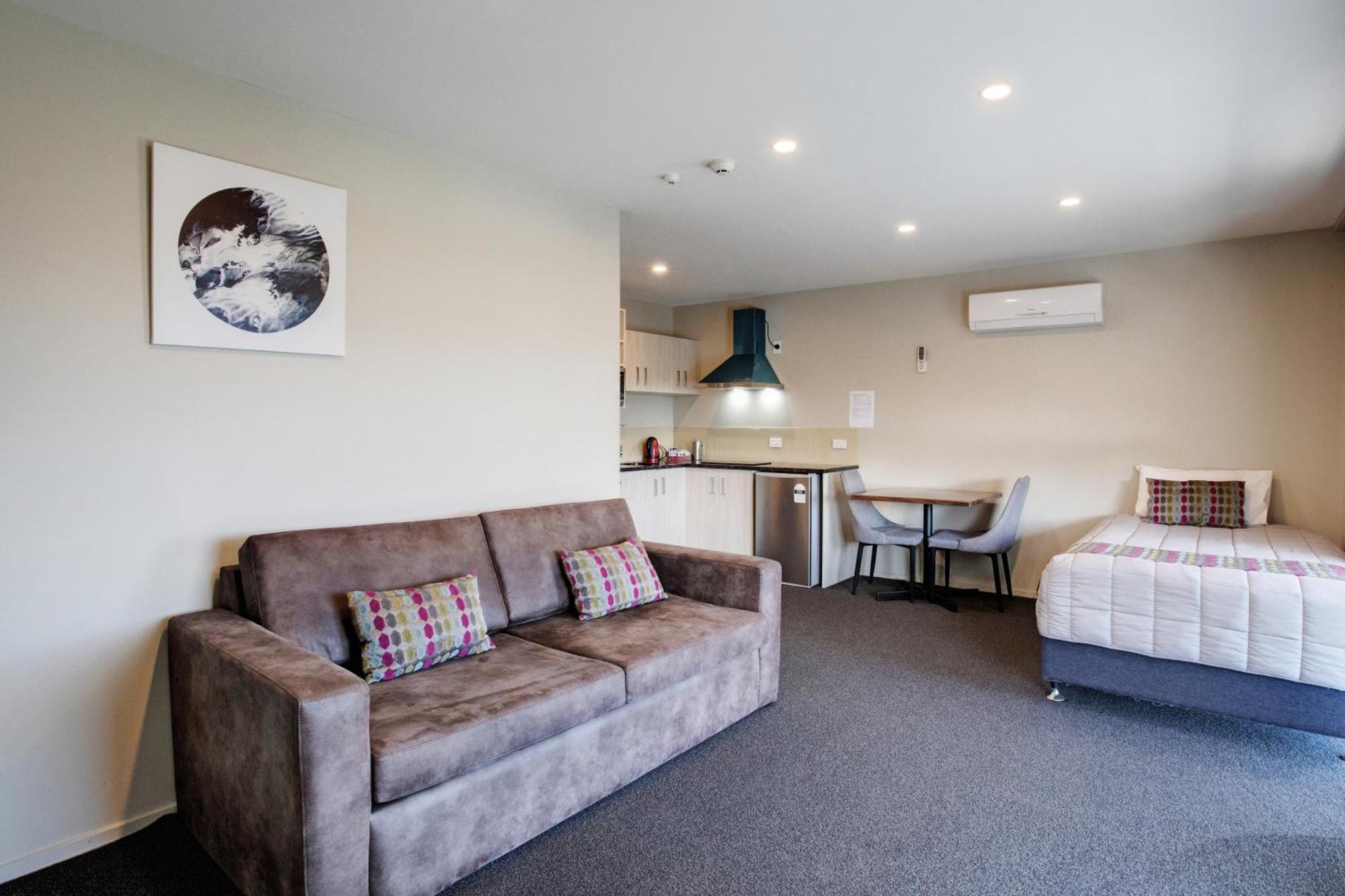 Ellerslie Palms Motel Окленд Экстерьер фото