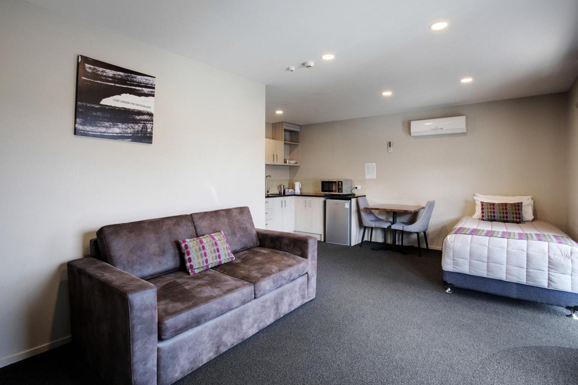 Ellerslie Palms Motel Окленд Экстерьер фото